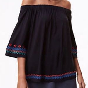 Cute off the shoulder Loft top